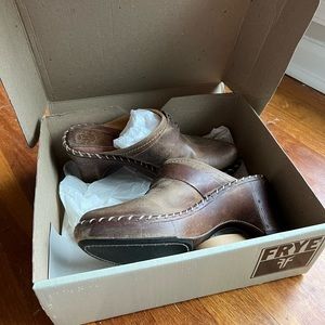Frye Charlotte Ring Mules